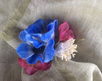 Felt brooch Flowers - Handmade- Felt brooch- Wool brooch - Flowers  brooch - Florall  accessories - Handmade brooch