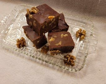 Chocolate Walnut Fudge, Old-fashioned cream & butter recipe loaded with walnuts