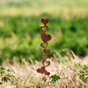 Rustic Metal Heart Garden Stake Handmade Thin Iron Art for Pots & Outdoor Decor - Romantic Rustic Yard and Plant Decoration