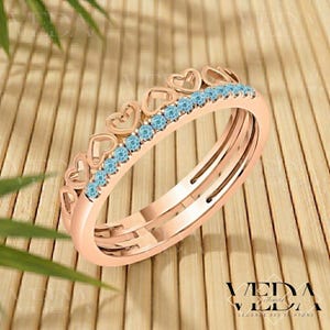 Anello a corona con acquamarina taglio rotondo da 1,50 ct / Anello di fidanzamento a forma di cuore / Placcato oro rosa 14 carati / Gioiello classico / Regalo perfetto per le donne
