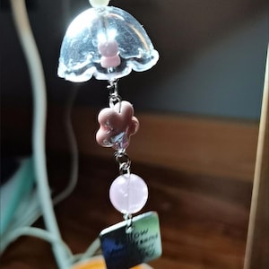 Handmade Phone Charm Strap, Wind chime flower handmade beaded jewelry pendant simple mobile phone chain cute Gu card book camera bag pendant