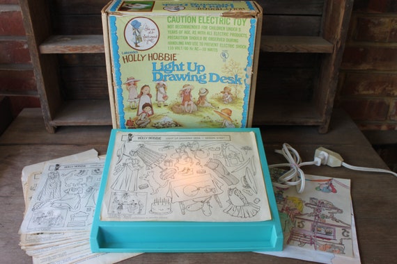 HOLLY HOBBIE Light up Drawing Desk, Learn to Draw, Childrens Art