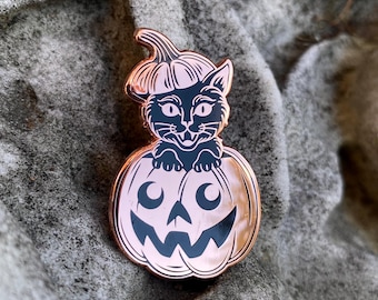 Pumpkin Cat copper enamel pin
