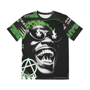 Bold Graphic Tee: Men&#39;s Streetwear Style, Polyester Fabric