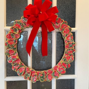 Beautiful Christmas Oyster Shell Wreath with NC Oyster Shells/Unique/Beach Wreath, Oyster Wreath, Beach Decor, Front Door Wreath/Seashells
