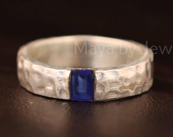 Hammered Sterling Silver Ring: Natural Blue Sapphire Gemstone