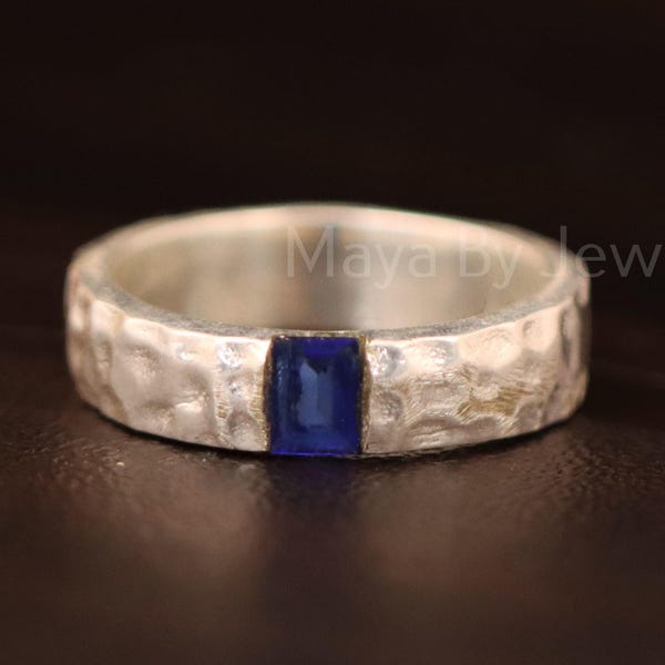 Hammered Sterling Silver Ring: Natural Blue Sapphire Gemstone