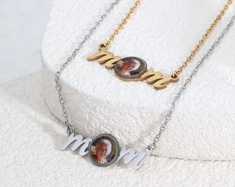 Personalized Mom Necklace with Photo Pendant, Custom Memorial Jewelry Gift for Mom or Grandma, Mother’s Day Gift