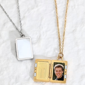 Personalized Mother of Pearl Locket Necklace with Photo, Dainty Minimalist Necklace, Anniversary Jewelry, Birthday Gift, Necklace for Him