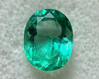 1.72 Carat 9x7 Crystalline Spring Green Natural Loose Colombian Emerald-Oval Cut,Green Oval Emerald, Oval Emerald Gem,Emerald May Birthstone