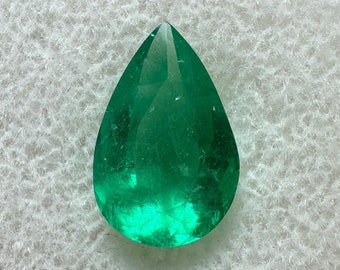 2.65 carat 12.5x8 Medium Green Natural Loose Colombian Emerald-Pear Cut, Teardrop Loose Emerald, Genuine Pear Shaped Emerald May Birthstone