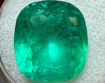 12.50 Carat 15x13.5 Stunning Green Natural Loose Colombian Emerald-Cushion Cut, Cushion Emerald, Genuine Emerald Gem,Emerald May Birthstone