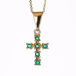 0.30tcw 18k Yellow Gold Emerald Cross,Natural Colombian Emerald Pendant, Emerald Cut, Gold Emerald Pendant, Cross Pendant, Emerald 18K Cross