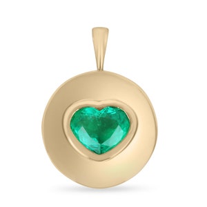 2.30cts 18K Emerald Heart Signet Pendant, Emerald Pendant, Emerald Heart Bezel Set Pendant 18K, Emerald Coin Pendant, Emerald Heart Jewelry
