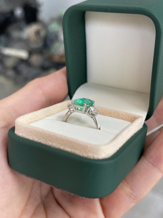 2.95カラット 14K スリーストーン エメラルド＆ダイヤモンドリング 