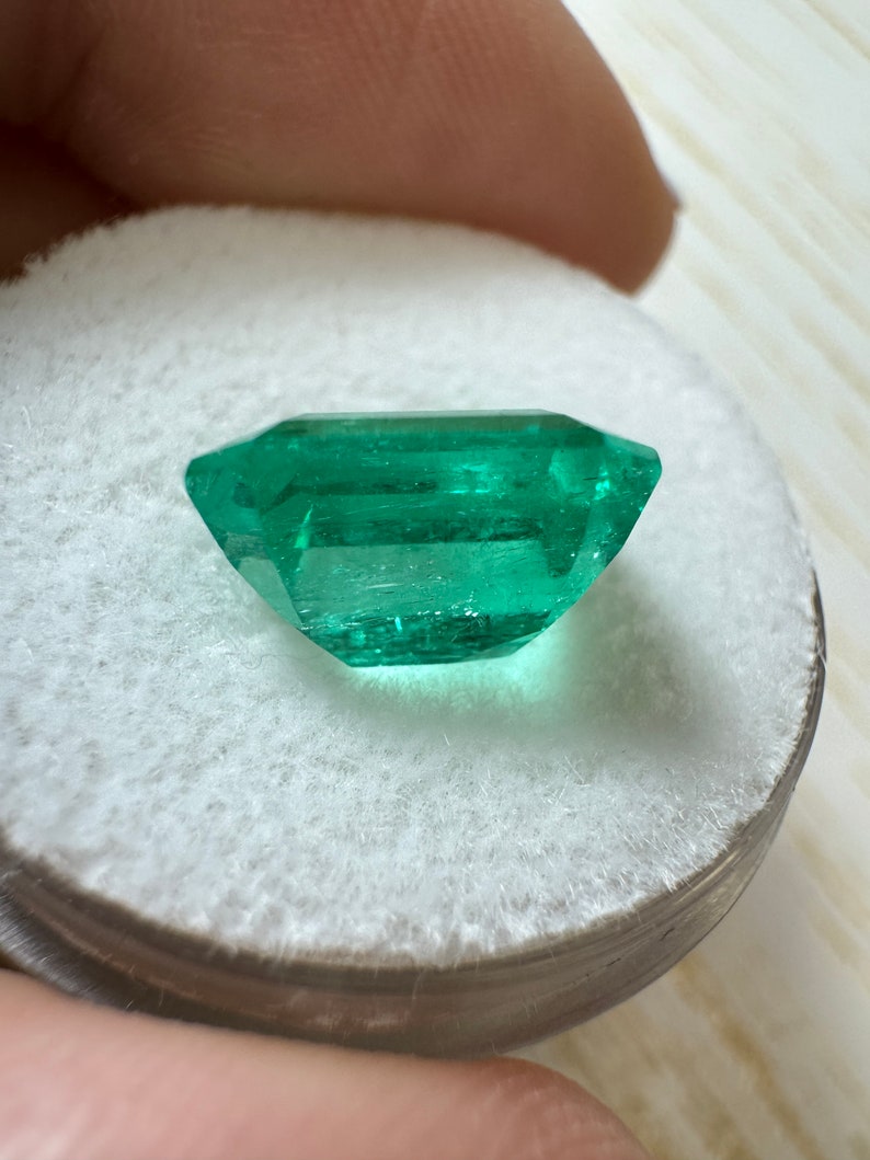 3.61 Carat 10x9 Vivacious Green Natural Loose Colombian Emerald-Emerald Cut, Medium Green Emerald, Genuine Emerald Gem May Birthstone image 6