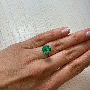 3.61 Carat 10x9 Vivacious Green Natural Loose Colombian Emerald-Emerald Cut, Medium Green Emerald, Genuine Emerald Gem May Birthstone image 7