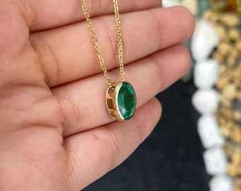 3.60カラット 14K E-W または N-S 天然オーバルエメラルドソリティア