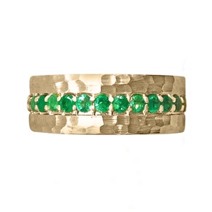 1.50tcw Custom Zambian Emerald Wedding 8 MM Band 14K Hammer Finish, Natural Round Emerald Eternity Anniversary Ring Band solid gold gift