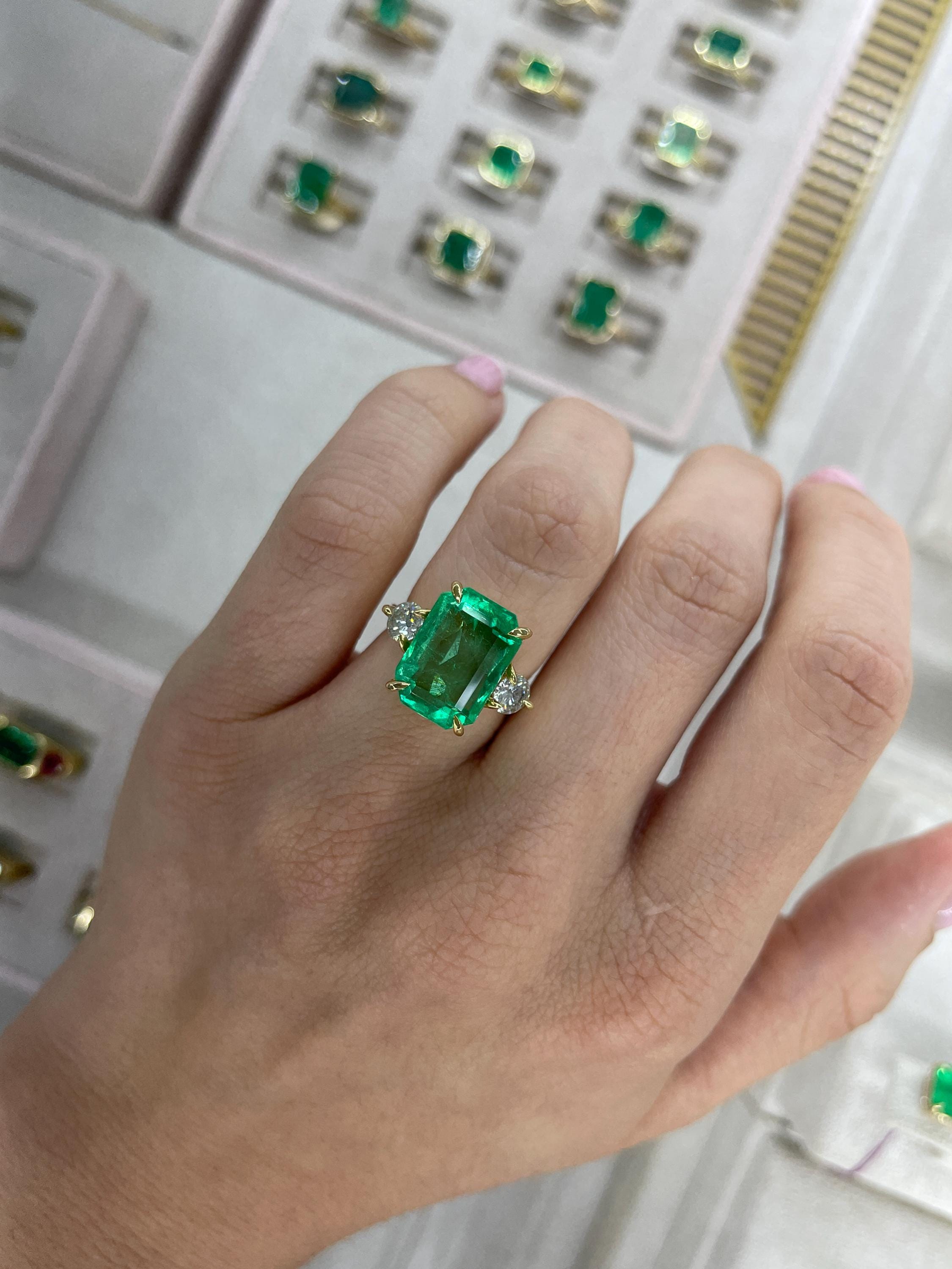 ク*ミ様 プラチナ18kエメラルド？ダイヤモンドリング 8.92tcw 18K 透明エメラルドカット コロンビア産エメラルド