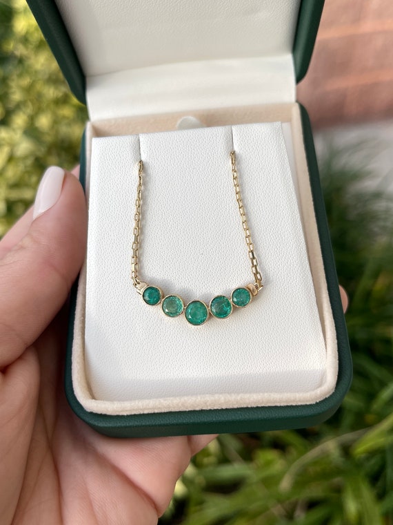 エメラルドネックレス　ビーズ　ジュエリー　emerald necklace JP EMERALD CUT EMERALD NECKLACE - 20.43ct | Jane Pope Jewelry