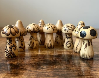 Mini Wooden Mushroom Ornament | Pyrography Woodland Décor | Botanical Miniature Gift | Nature-Inspired Art