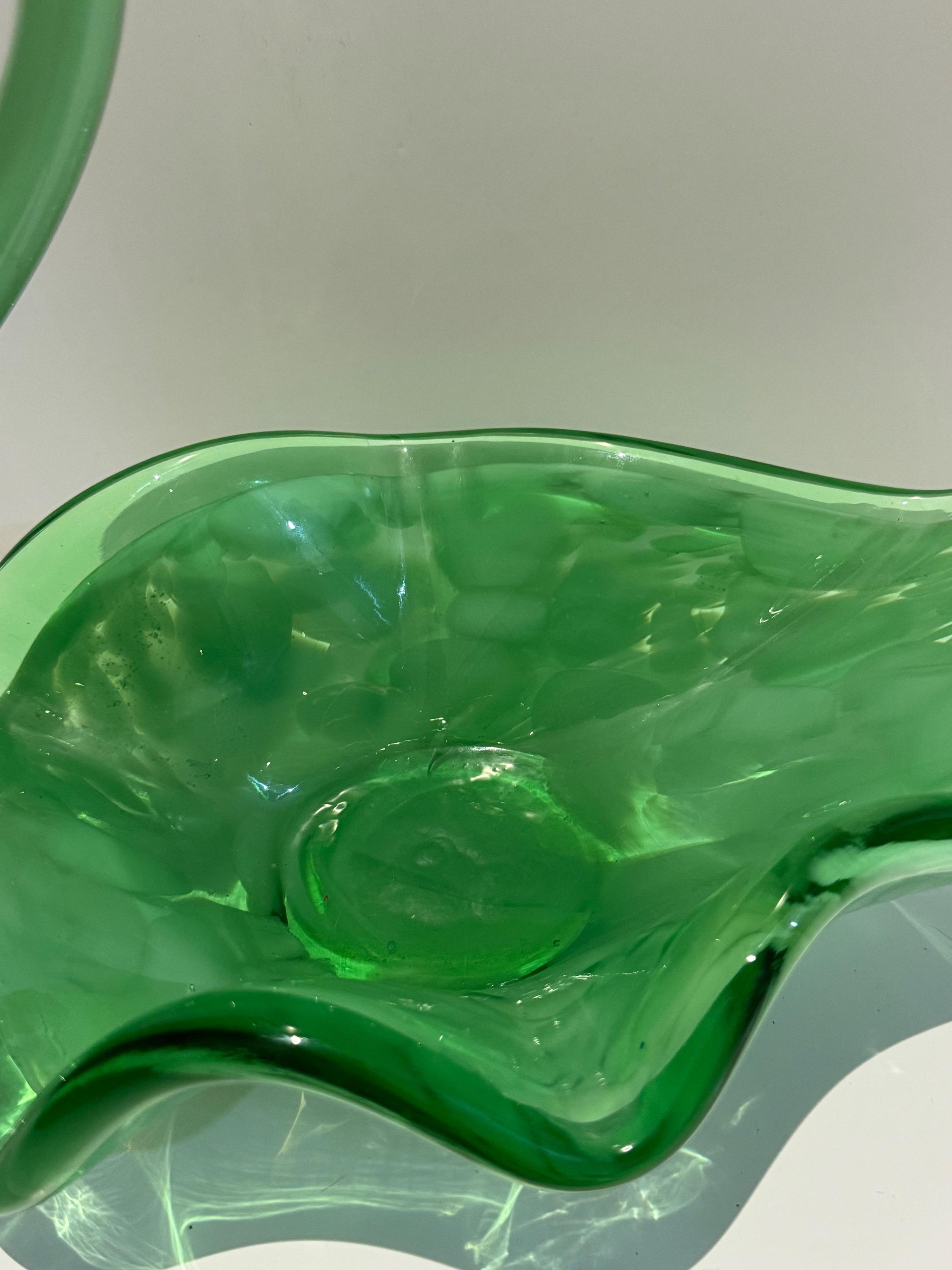 ヴィンテージ ムラーノ スタイルのグリーン アート ガラスの白鳥の彫刻