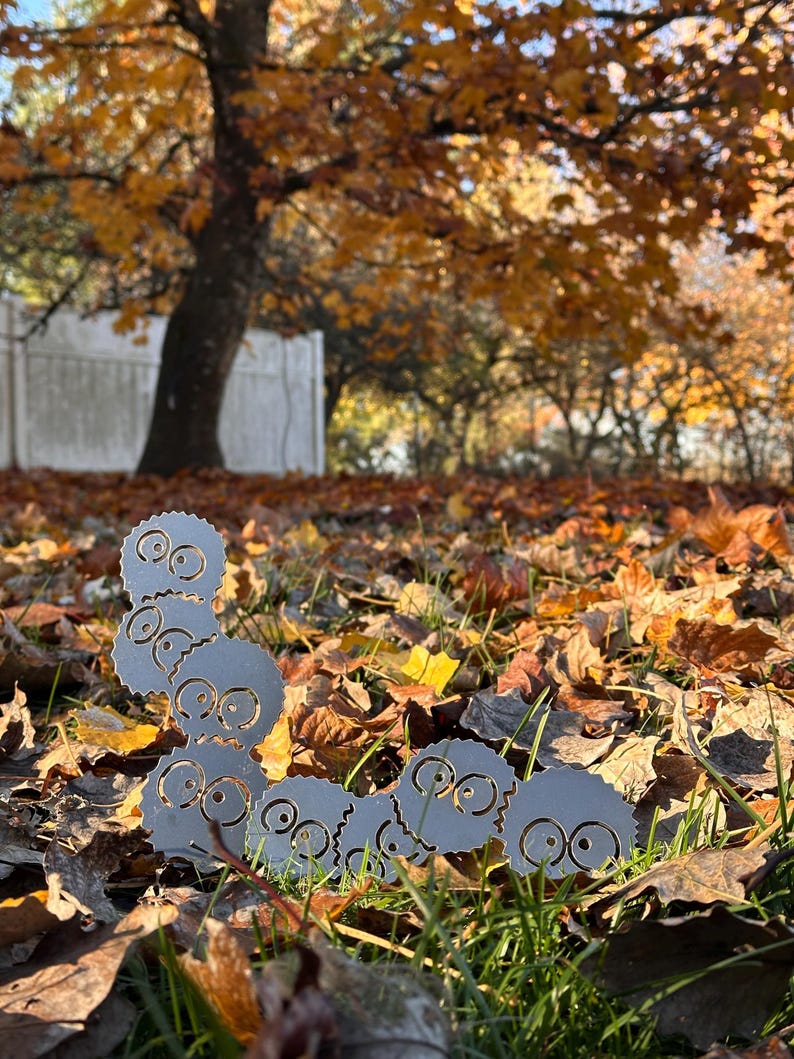 Rußmännchen - Gartenstecker aus Metall - Studio Ghibli Dekor - Chihiros Reise ins Zauberland - Mein Nachbar Totoro Bild 5