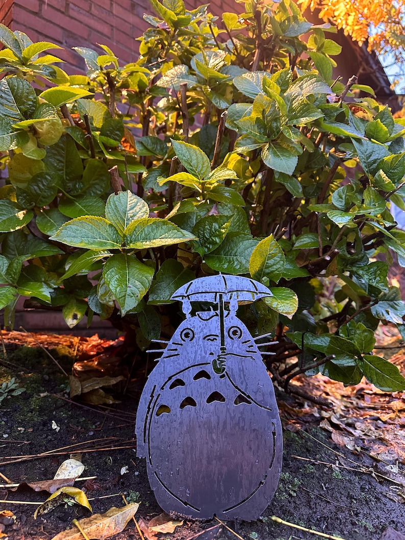 Forest Spirit - Umbrella Totoro - Garden Stake - Studio Ghibli Metal Art image 6