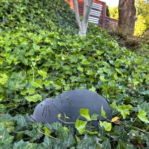 Sömnig Skogsanda - Totoro - Trädgårdspåle i metall - Studio Ghibli Yard Art bild 6