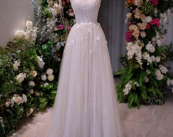 Sparkly A-Line Wedding Dress / Square Neck Bridal Gown / Floral Beaded Tulle Skirt Wedding Dress / Elegant Handmade Glitter Bridal Gown