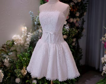 Vestido de novia corto sencillo de encaje, vestido de recepción nupcial sin tirantes, vestido de novia corto a medida
