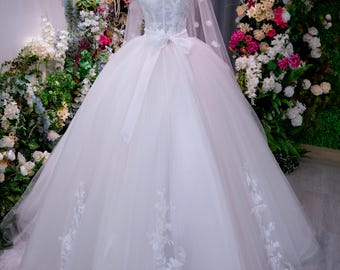 Vestido de novia real, vestido de princesa, corpiño de corsé con cuentas, falda de tul brillante, talla personalizada, vestido de lujo hecho a mano.