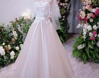 Trägerloses Brautkleid aus Spitze | A-Linie Brautkleid | Weiches Romantisches Brautkleid mit Schleier | Braut Kleid Nach Maß Elegant