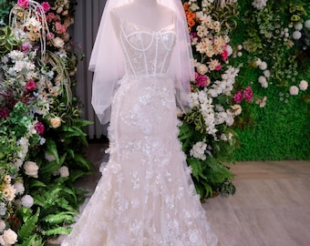 Lace Mermaid Wedding Dress / Floral Applique Bridal Gown / Corset Top Mermaid Dress with Train / Handmade Custom Wedding Dress for Bride
