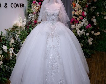 Luxury Sparkly Ball Gown Wedding Dress – Handmade Beaded Lace Bridal Gown – Sweetheart Corset Princess Wedding Dress with Train, Custom Made