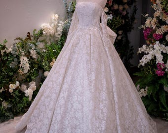 Off Shoulder Lace Ball Gown Wedding Dress, Floral Bridal Gown with Corset Bodice, Ivory Princess Wedding Dress