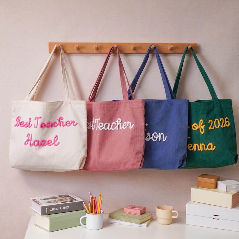 Personalisierte Cord Lehrer Einkaufstasche, Zurück zu Schule Geschenktasche, Hand häkeln Name Reißverschlusstasche, Lehrer Wertschätzung Geschenk, Mrs. Geschenk, Umhängetasche Bild 12