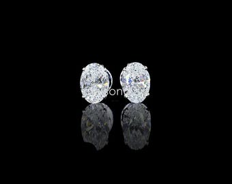 Oval Lab-Grown Diamond Stud Earrings: Minimalist Fine Jewelry