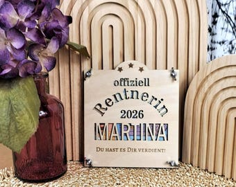 Laser file: Retired woman 2026, SVG, cash gift for retirement, laser cut, laser cutting farewell retirement, gift for retirement