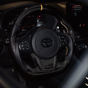 Kohlefaser-Lenkrad A90 A91 MK5 Supra