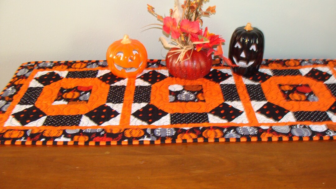 Fall Pumpkins Quilted Patchwork Table Runner - Etsy