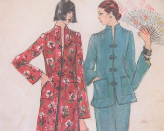 Vintage Vogue 9349 Sewing Pattern, 1970s Tunic Top Pattern, Elastic Waist Pants, Mandarin Collar, Frog Closures, Bust 36, 70s Sewing Pattern