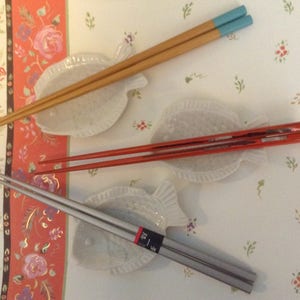 Wooden Chopsticks, 3 Pairs, Fish Shaped Chopstick Rests, Fish