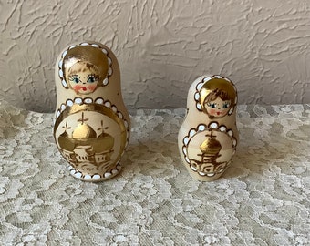 Vintage Matryoshka, Russian Nesting Dolls