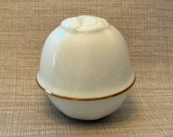 Vintage Okura Trinket Box, Japanese Grape Motif, Signed OAC