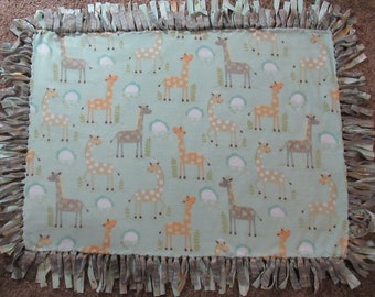 Super Plush Infant Blanket - Giraffes
