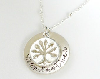 Family Tree Grandma Necklace, Personalized Mother Jewelry, Sterling SILVER Personalized Disc Necklace, Mimi Nana Oma Monogram Necklace