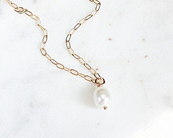 Gold Teardrop Pearl Necklace,Paperclip Chain, Gift for Women, Bridesmaid Gift Idea, Pearl Jewelry, Mothers Day Gift, Wedding Necklace