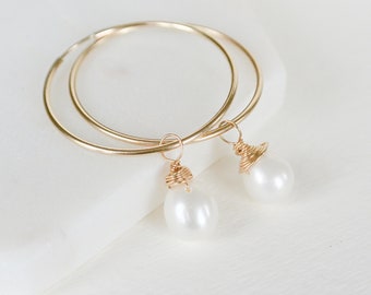 Teardrop Pearl Hoop Earrings, Gold Hoop Earrings, Simple Women's Gift, Dainty Earrings Pearl Earrings, Anniversary Present, Gift for Her